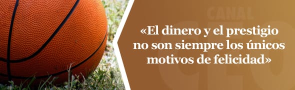 Jim Calhoun-baloncesto-entrenador-NBA2